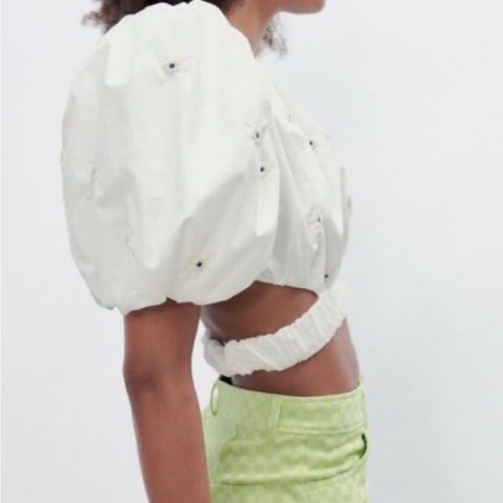 🛍Bundle sale🛍Zara White Crop Top with Chic Design xs - Picture 3 of 11